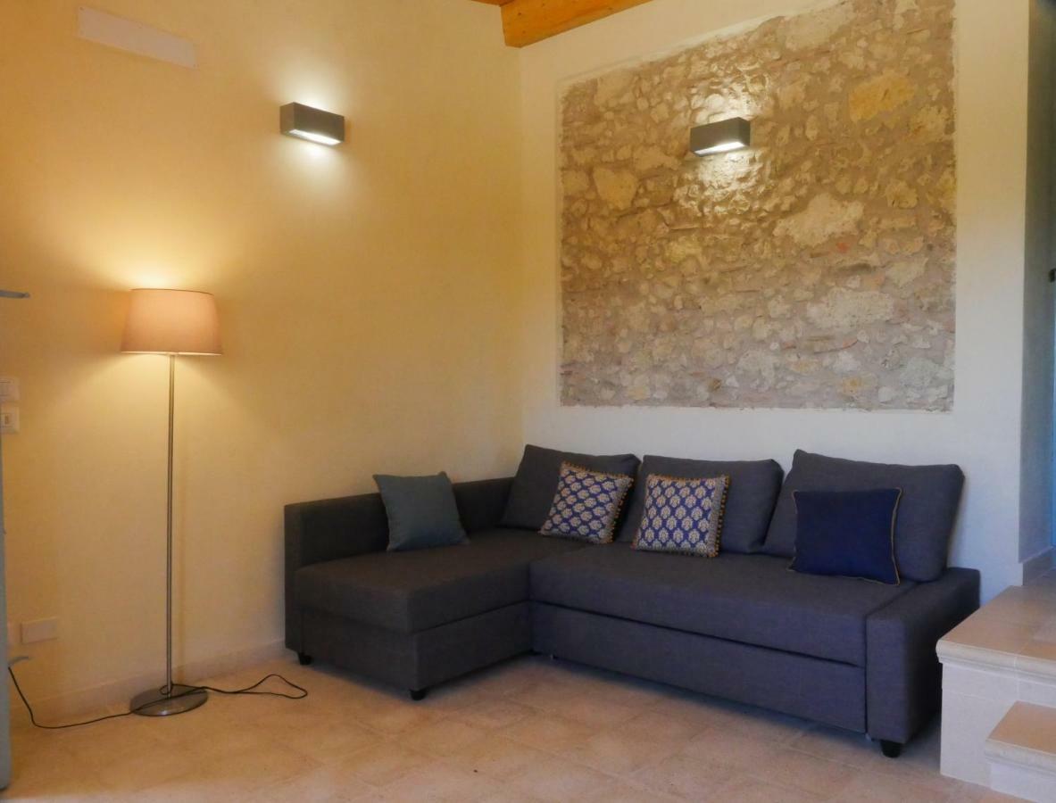 La Casa Del Miele Di Borgo Carbone Vila Locri Exterior foto